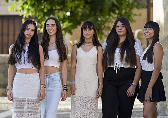 Reinas de las fiestas de Fuentes de Nava 2023.