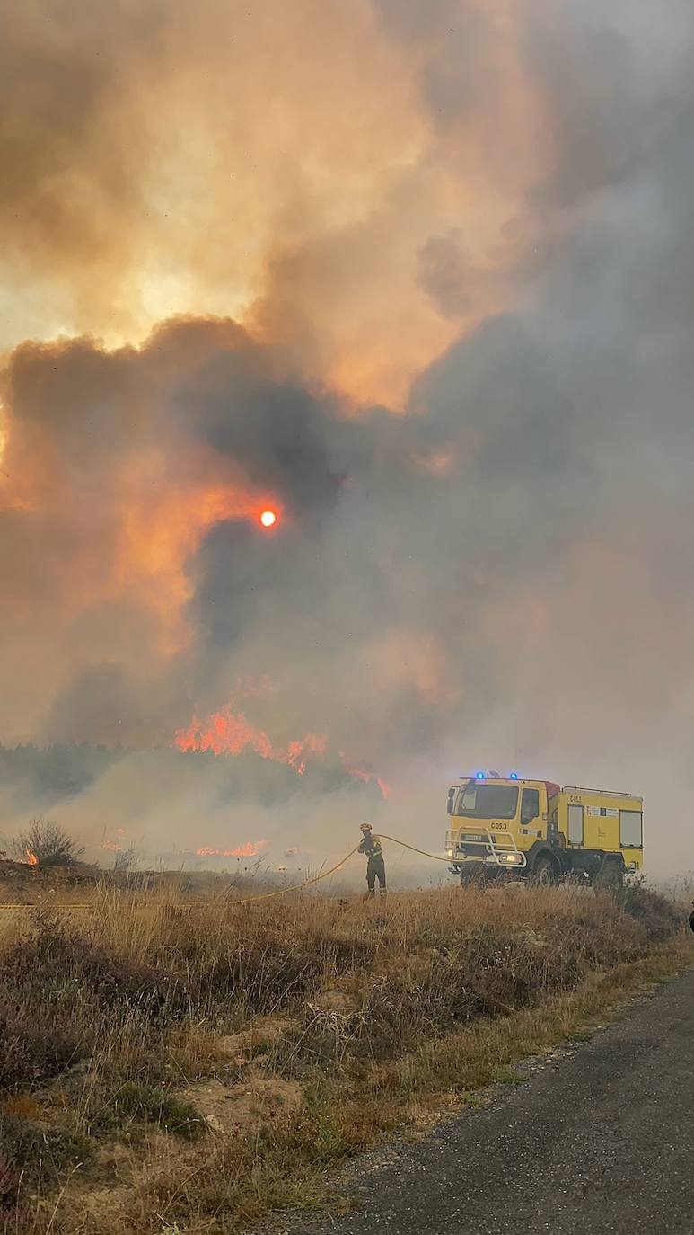 El incendio de nivel 2 en San Bartolomé de Rueda, en imágenes