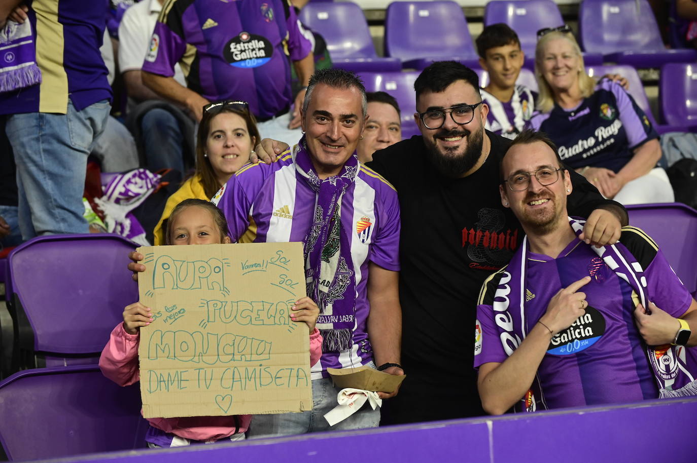 Búscate en la grada del José Zorrilla (1/4)