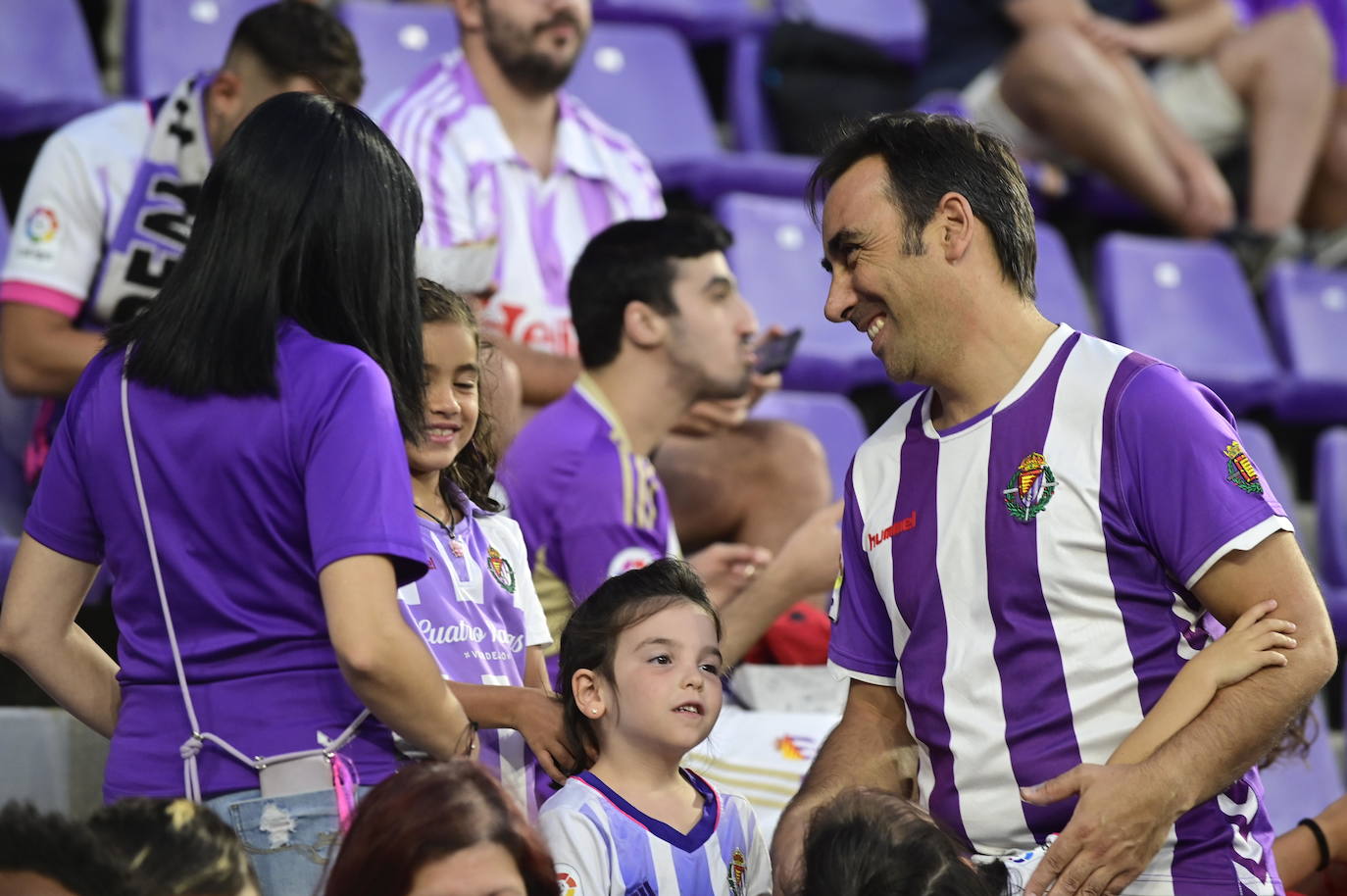 Búscate en la grada del José Zorrilla (2/4)