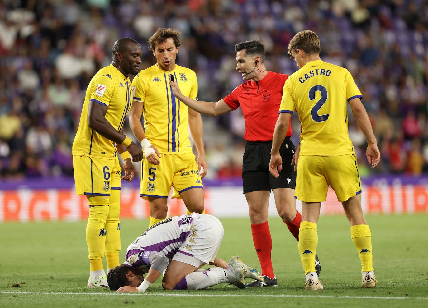 El partido entre en Real Valladolid y el Alcorcón, en imágenes (1/3)