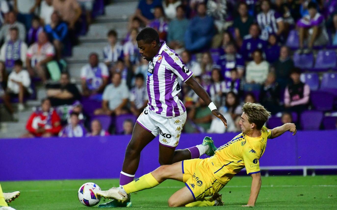 El partido entre en Real Valladolid y el Alcorcón, en imágenes (2/3)