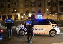 Una patrulla de la Policía Local de Burgos.