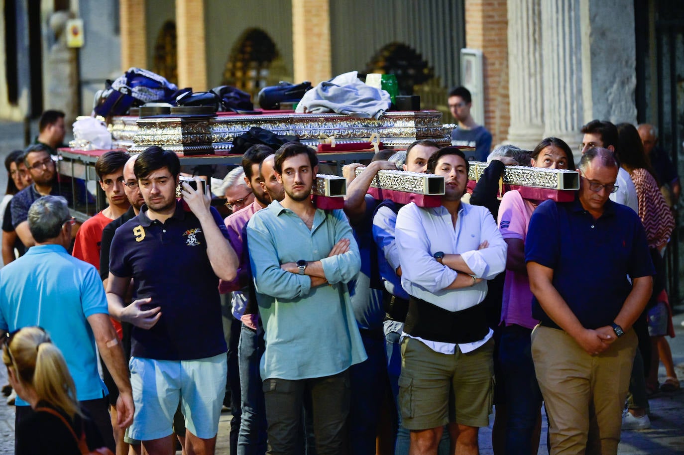 Los preparativos de la procesión de la Virgen de San Lorenzo, en imágenes