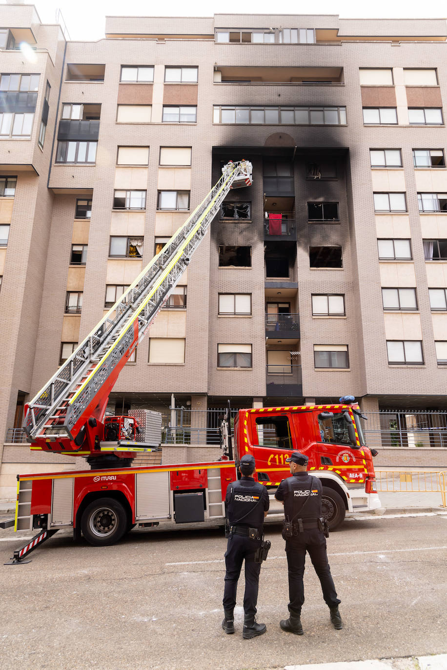 La explosión de gas en el barrio de Parquesol de Valladolid, en imágenes (II)