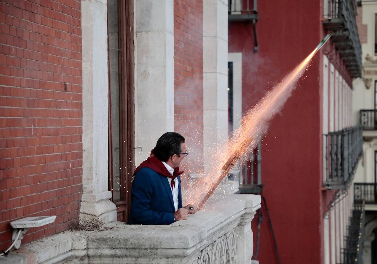 Balcón del Ayuntamiento de Valladolid durante el pregón.