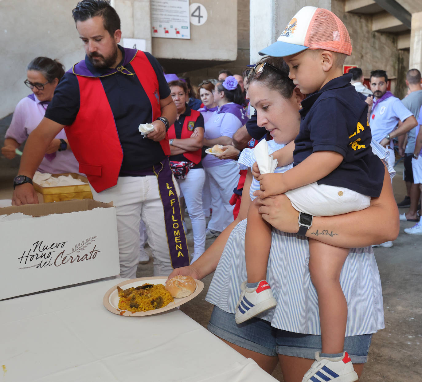 Los peñistas de Palencia reivindican su poder festivo