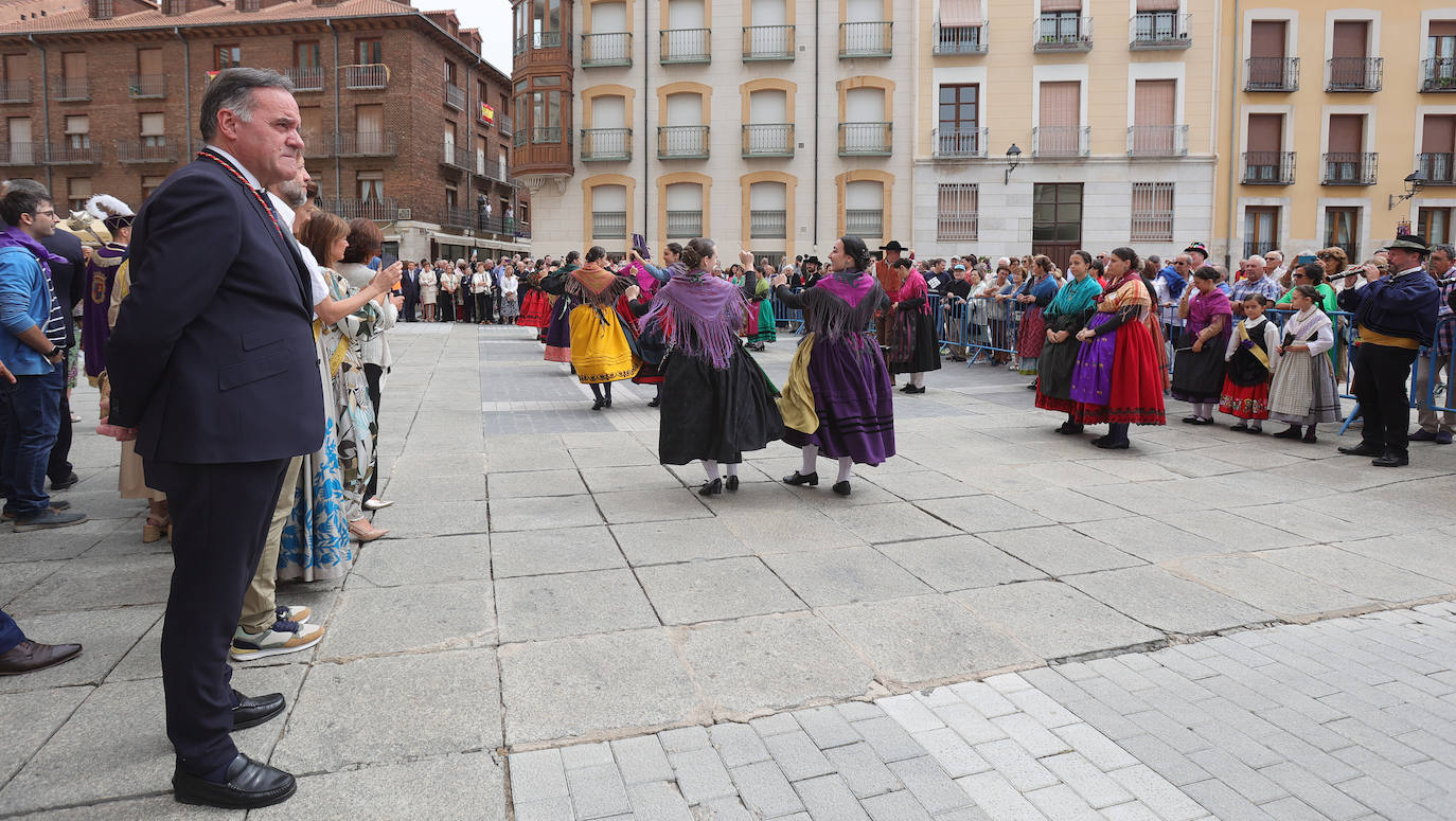 Los palentinos salen a la calle a celebrar San Antolín