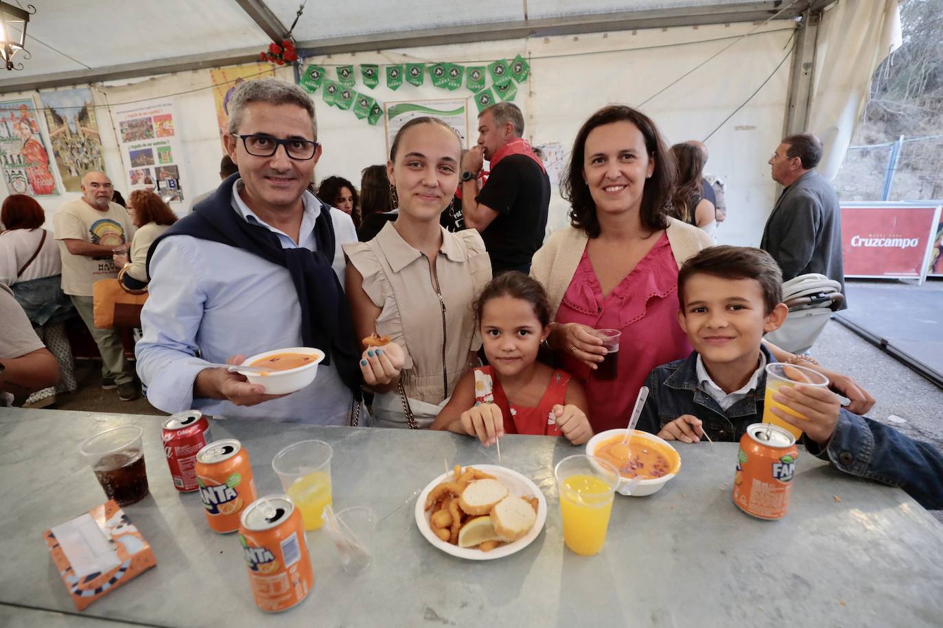 Sábado en las casetas regionales