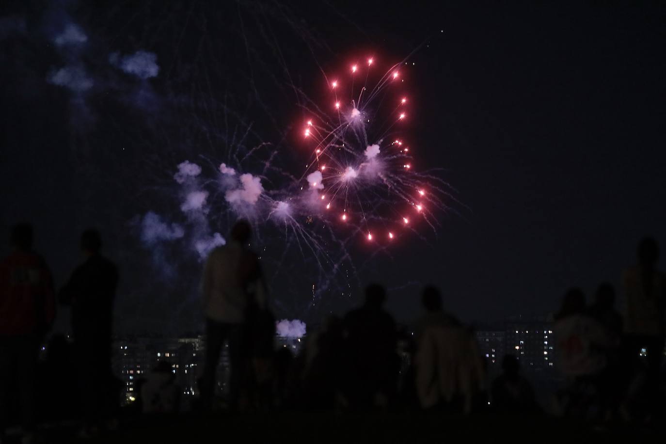 En imágenes, los fuegos artificiales del lunes 4 de septiembre