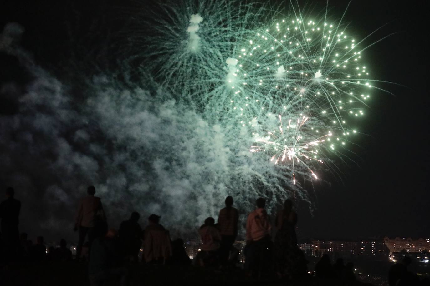 En imágenes, los fuegos artificiales del lunes 4 de septiembre