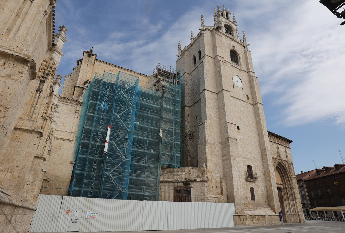 Las obras de restauración de la Catedral de Palencia la embellecen