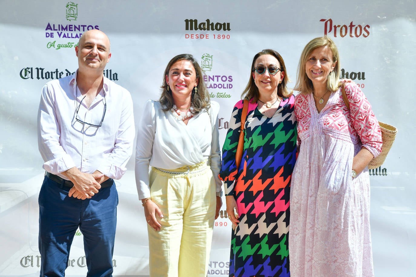 Jorge Llorente (viceconsejero de Transformación Digital), María González (consejera de Movilidad y Transformación Digital), María González (secretaria general de la Consejería de Movilidad y Transformación Digital), Ana Álvarez-Quiñones y Lola Gil.