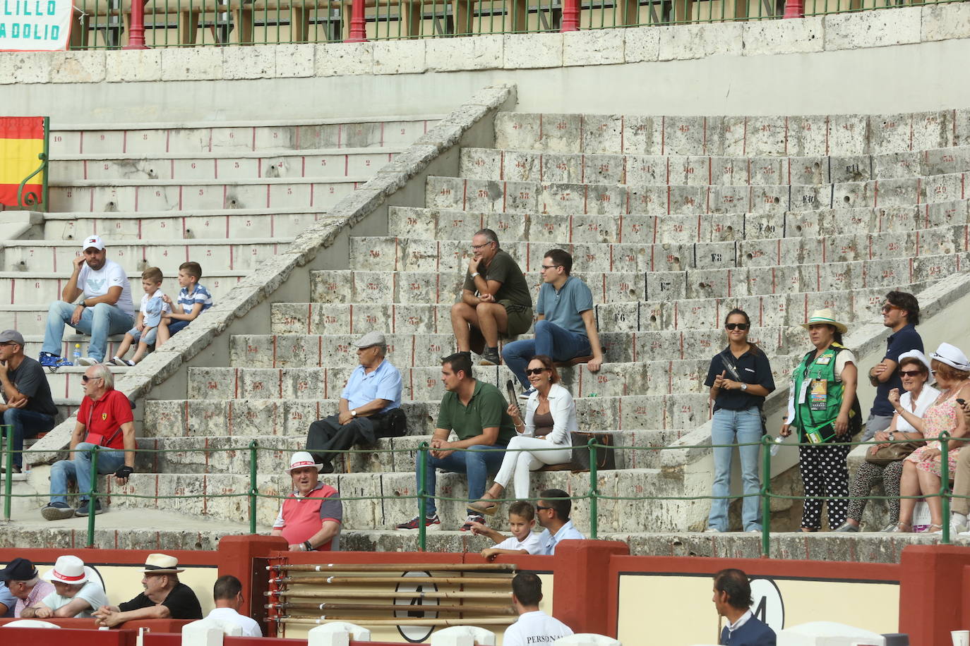 Búscate en la Plaza de Toros de Valladolid durante la corrida de este jueves