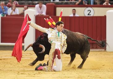 Fernando Adrián triunfa y demuestra que es mucho más que un sustituto