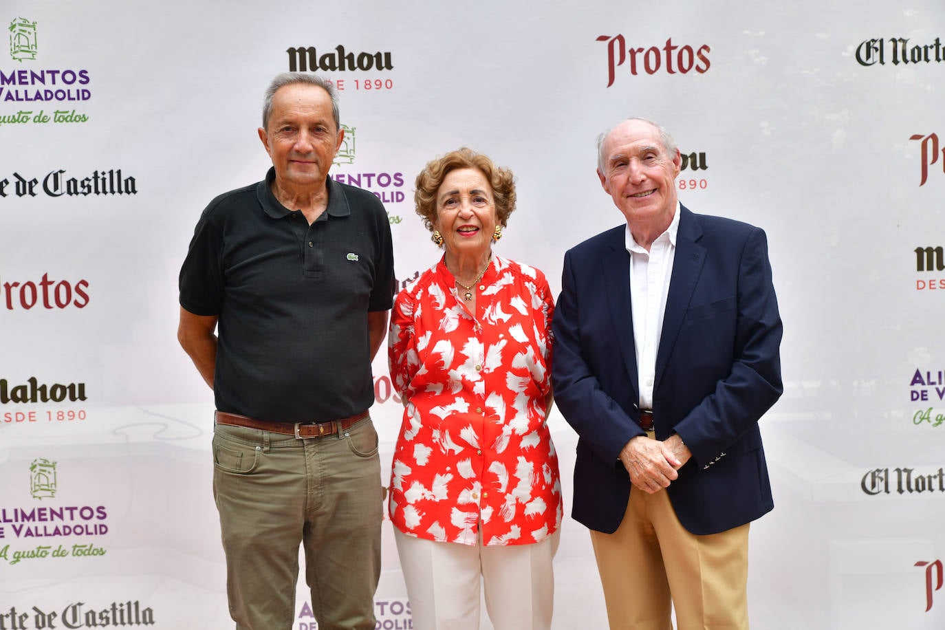 Germán Delibes (consejero de El Norte de Castilla), Josefa E. Fernández Arufe y José Ramón Perán (Universidad de Valladolid).