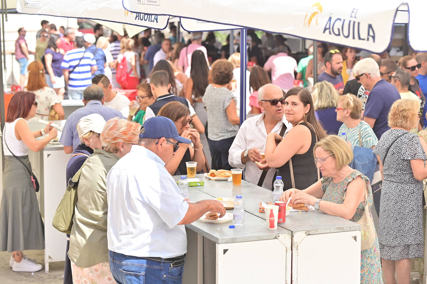 Llenazo en las casetas de la Feria de Día de las Fiestas de Valladolid 2023