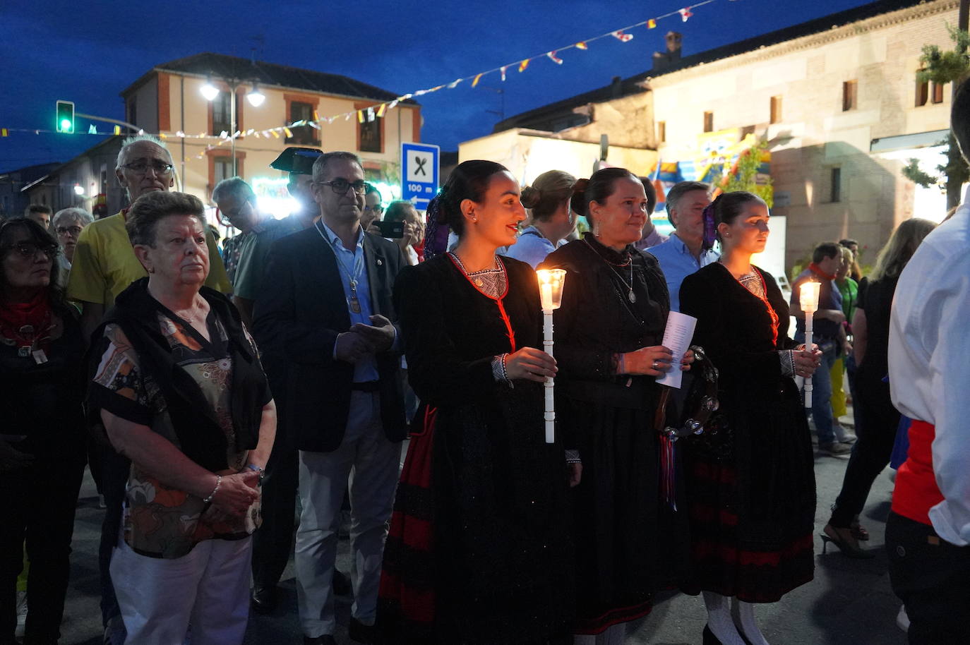 Ofrenda de Los Cirios en Santa María la Real de Nieva