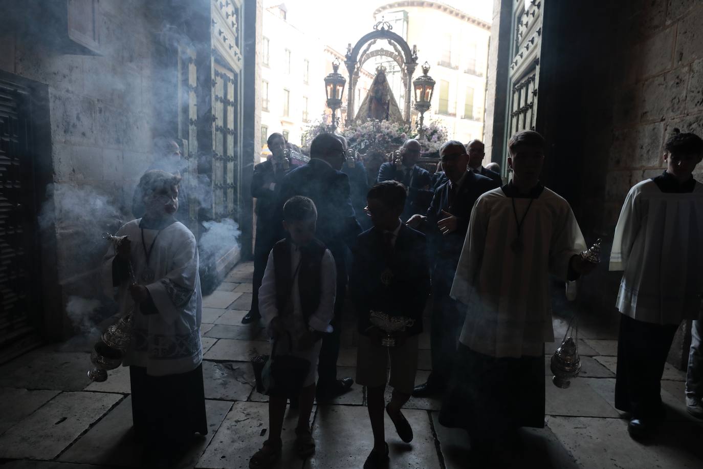 Misa y procesión de Nuestra Señora de San Lorenzo en las Fiestas de Valladolid