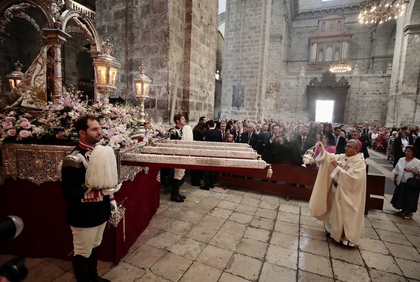 Misa y procesión de Nuestra Señora de San Lorenzo en las Fiestas de Valladolid