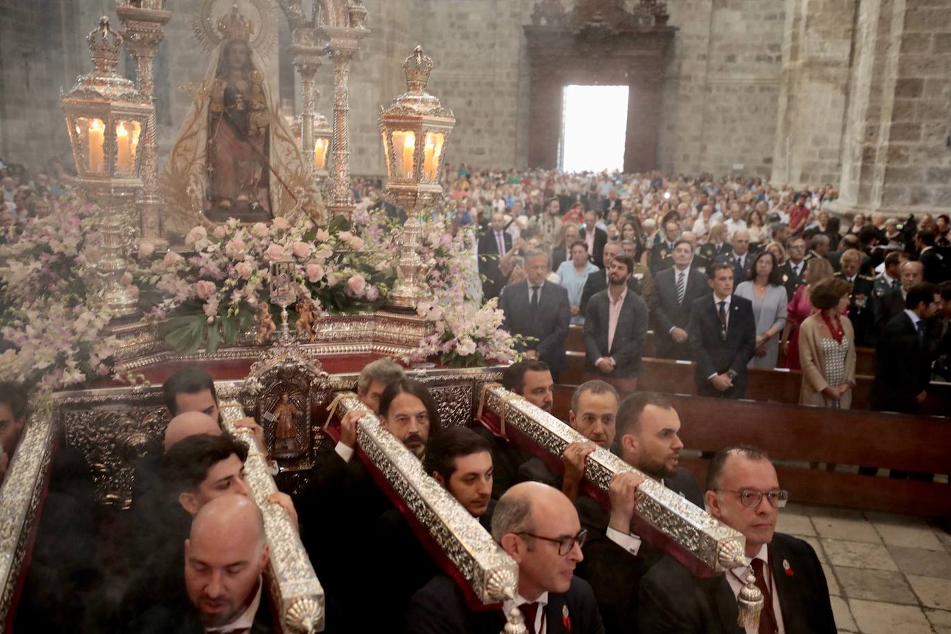 Misa y procesión de Nuestra Señora de San Lorenzo en las Fiestas de Valladolid