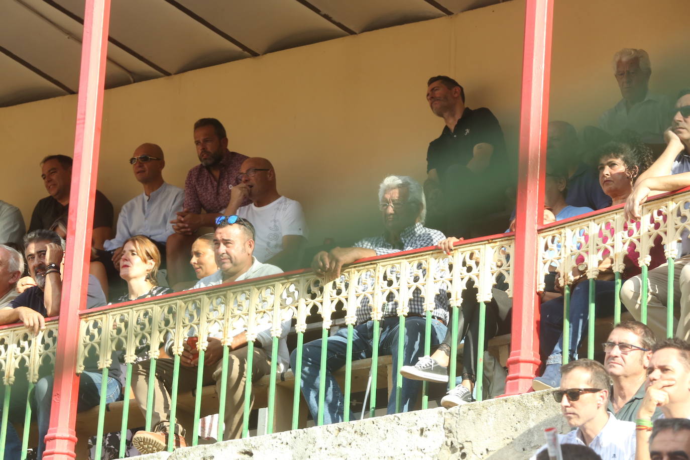 Búscate en los tendidos de la Plaza de Toros de Valladolid (2 de 2)