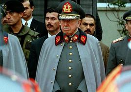 Augusto Pinochet.