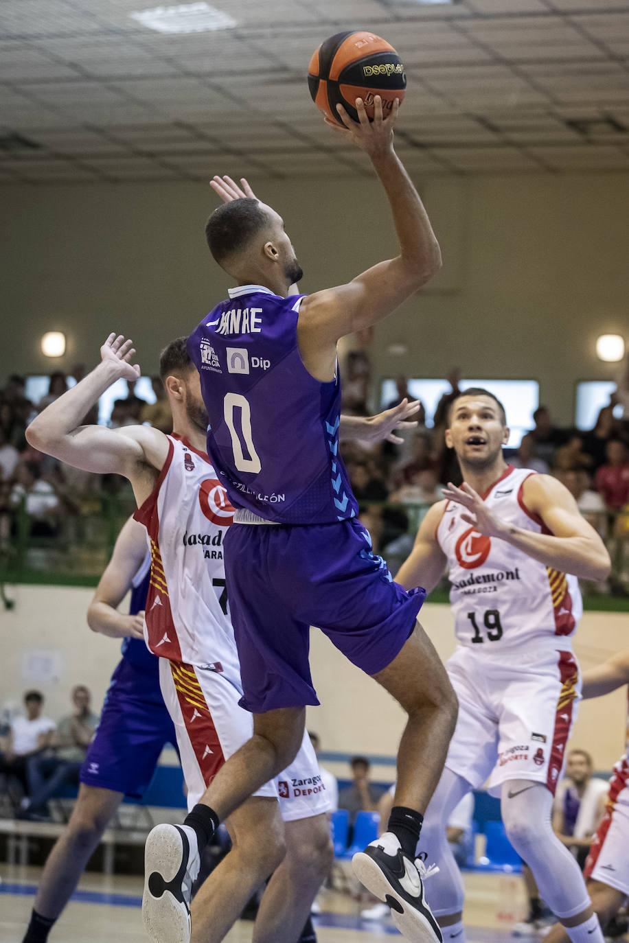 Casademont Zaragoza 63-75 Zunder Palencia