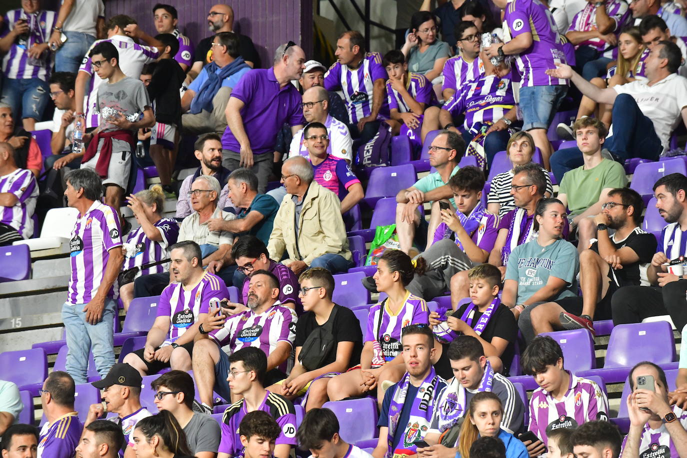 Búscate en la grada del José Zorrilla (2 de 5)