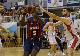 N´Diaye, en un partido con el Baskonia.