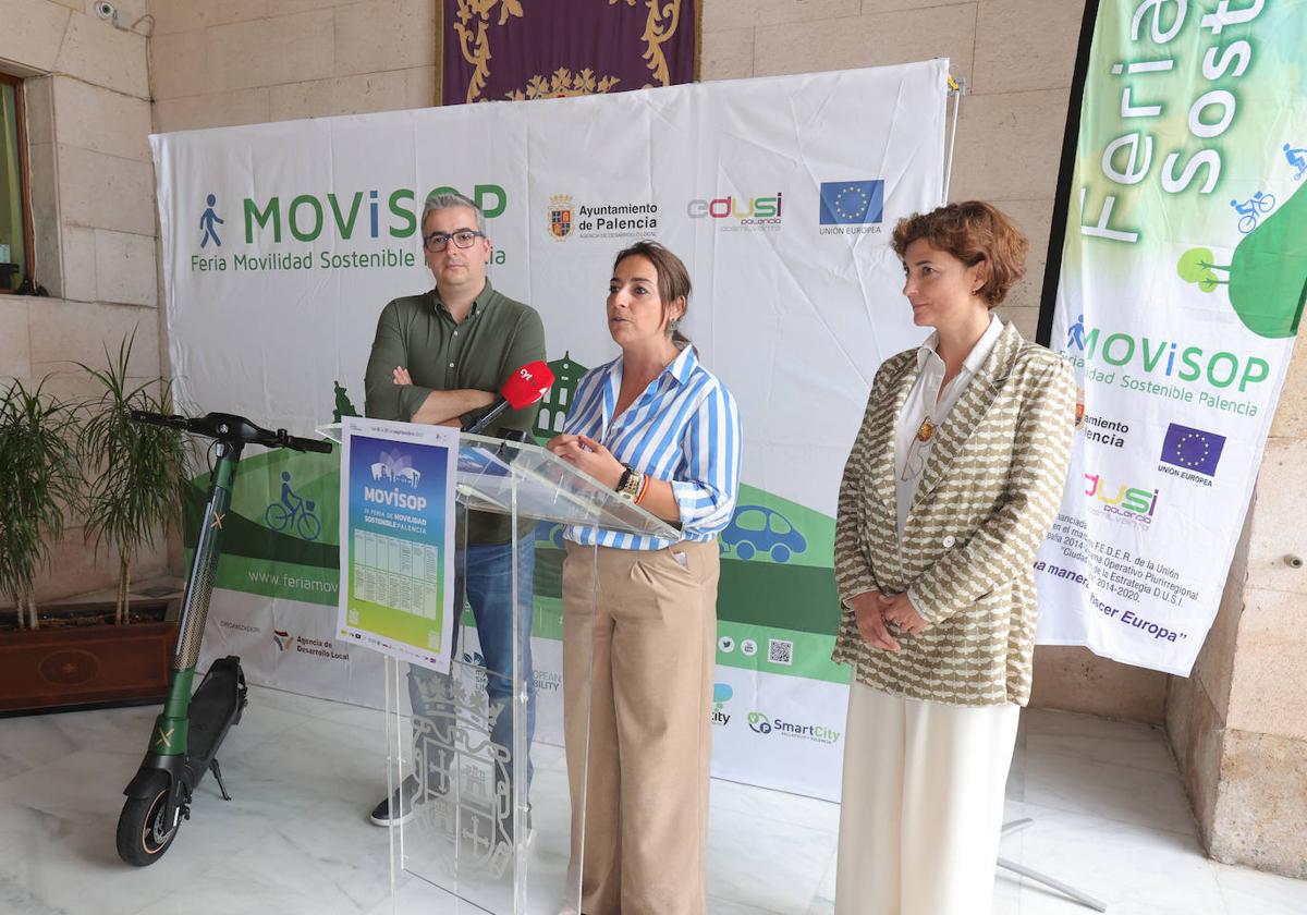 Presentación de la feria Movisop en el vestíbulo del Ayuntamiento.