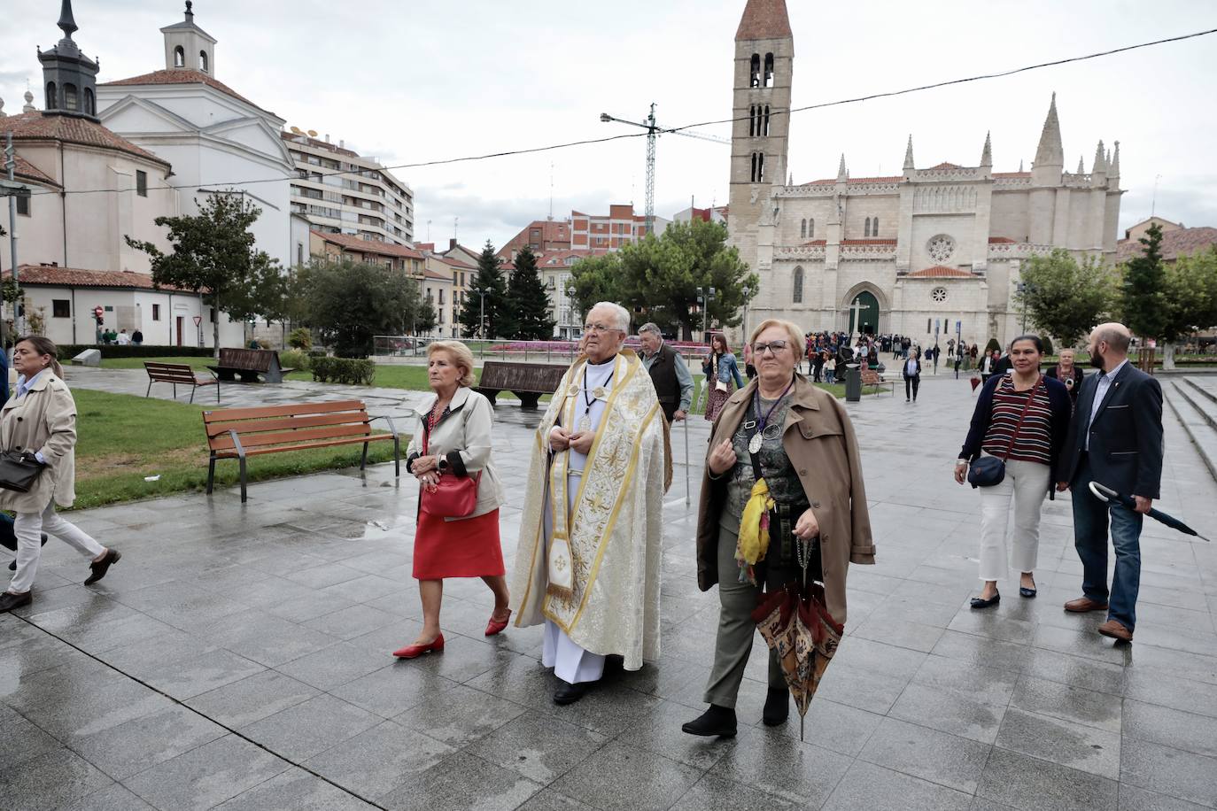 La procesión de las Angustias y la Preciosísima Sangre, en imágenes