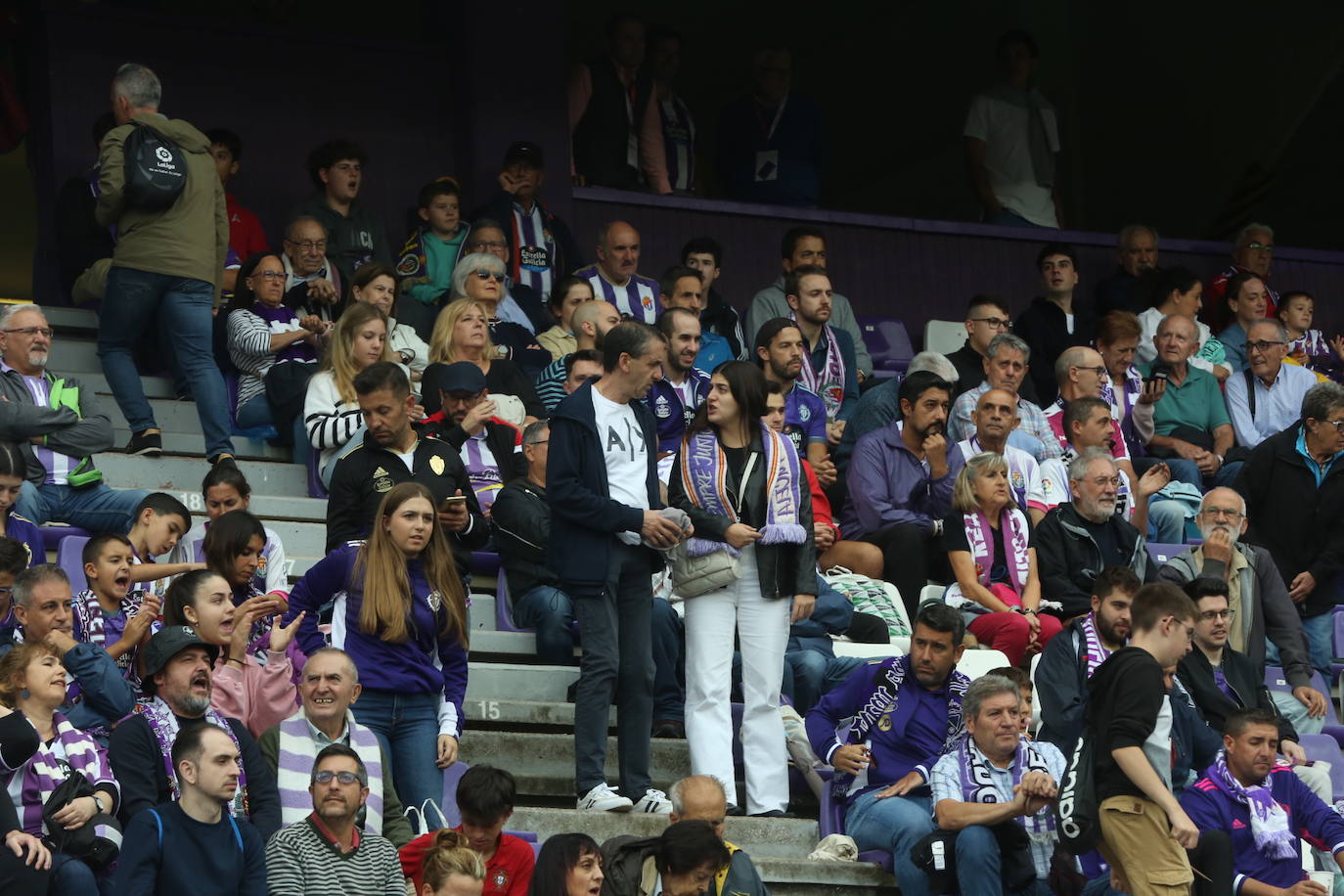 Búscate en las gradas del José Zorrilla (3/4)