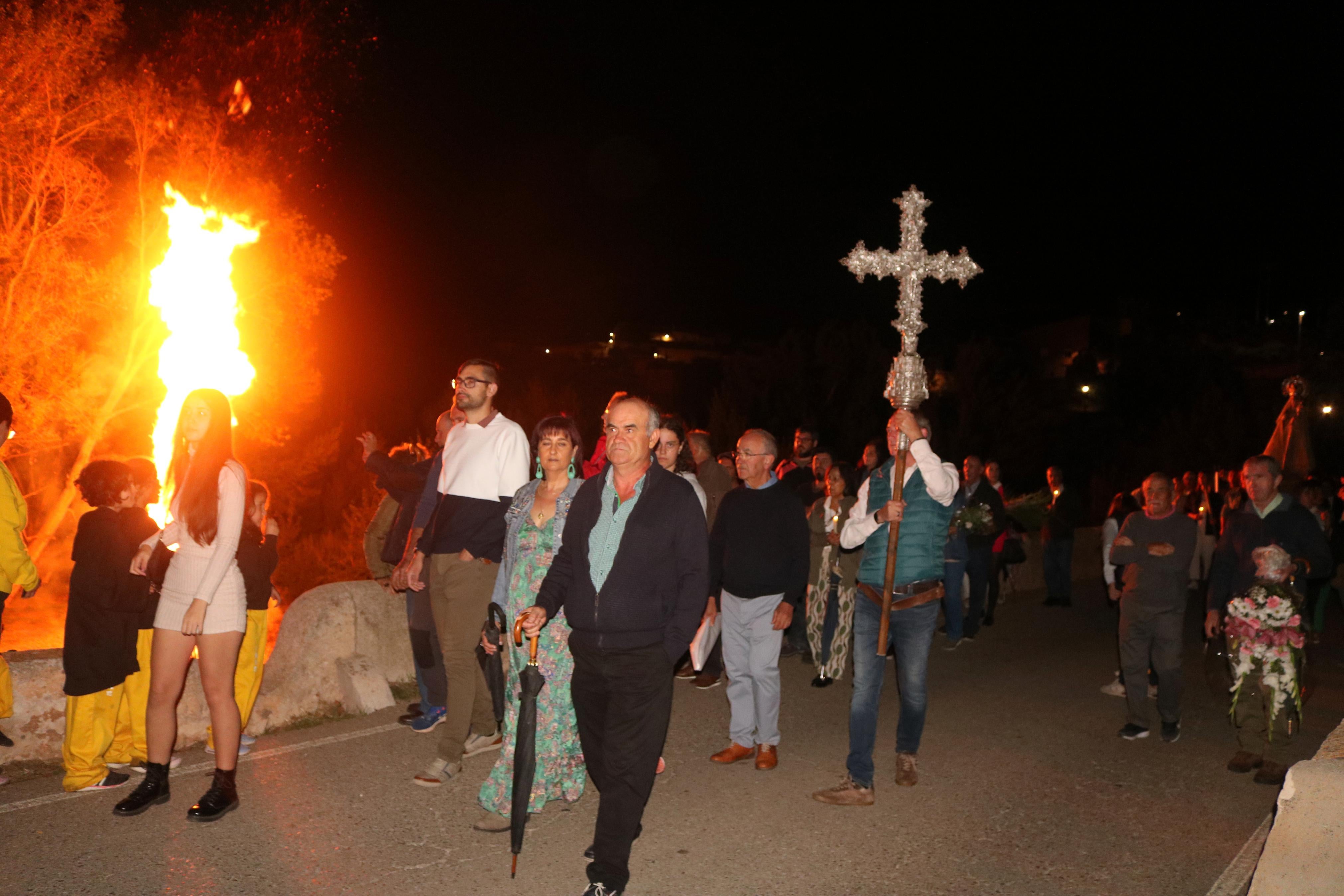 Devoción al resplandor de las hogueras en Palenzuela