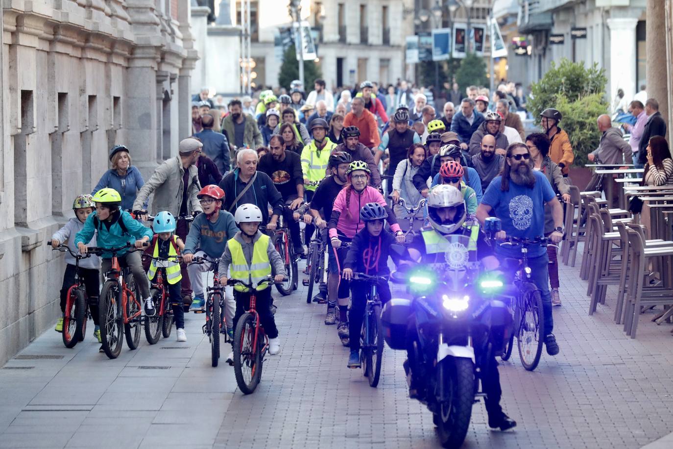 Las imágenes de la bicicletada del Día sin Coche en Valladolid