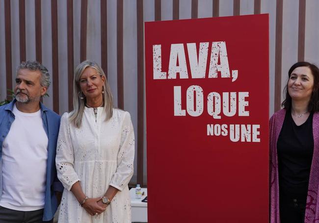 La concejala de Educación y Cultura de Valladolid, Irene Carvajal, (en el centro) en la presentación de la programación del Laboratorio de las Artes de Valladolid (LAVA).