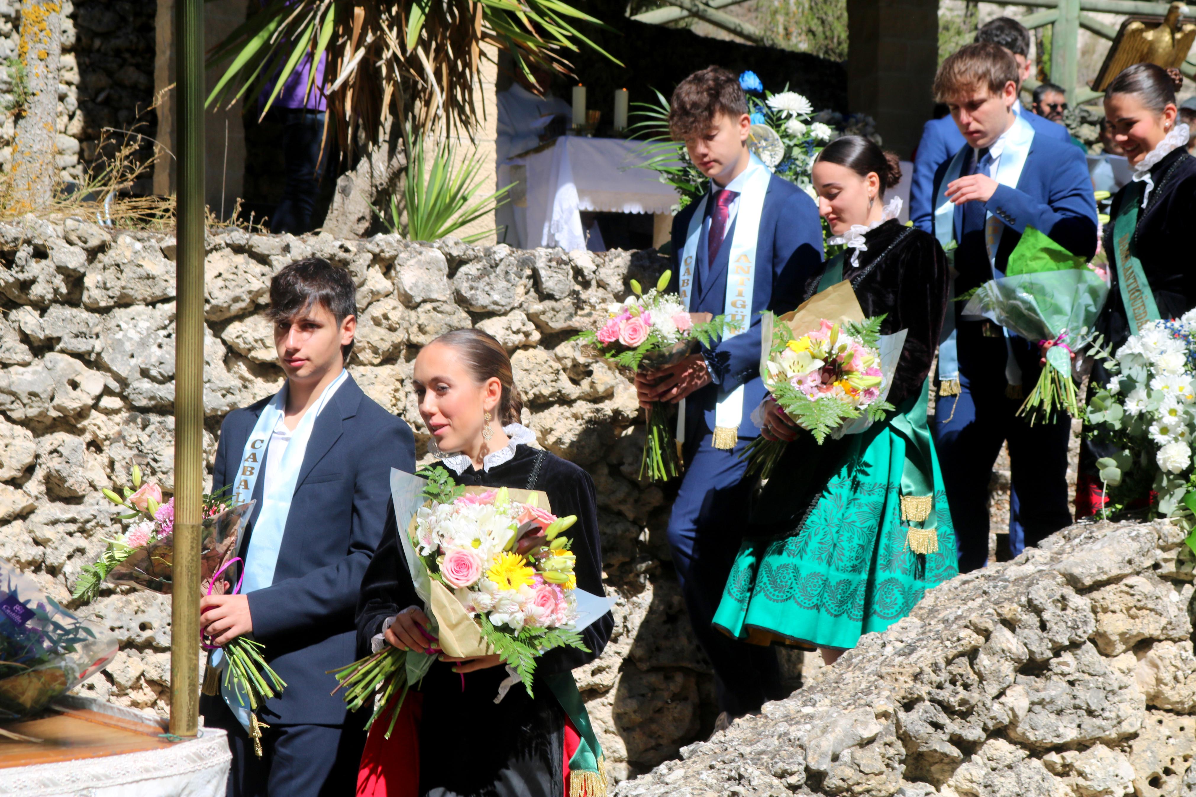 Antigüedad se rinde a la Virgen de Garón