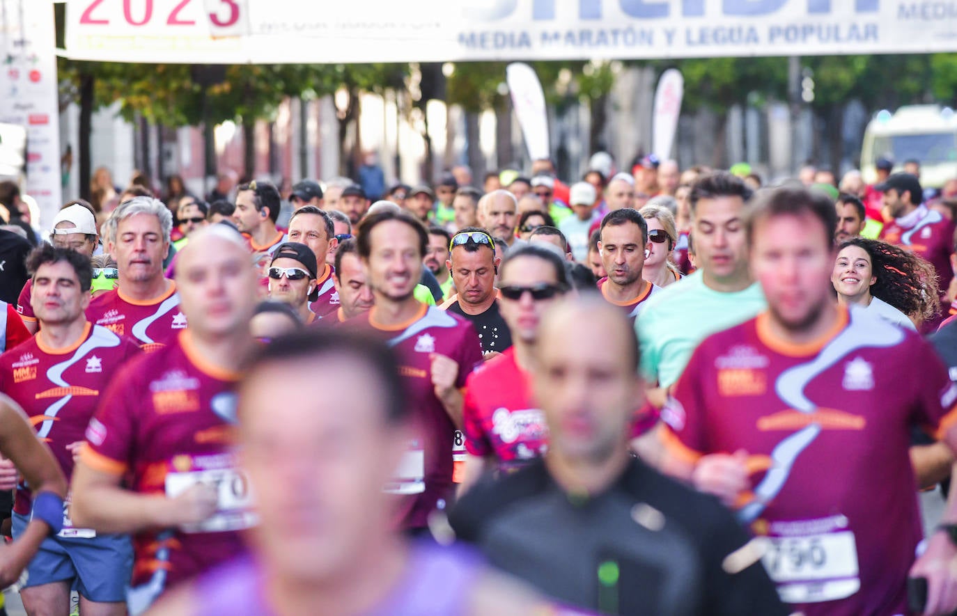 La media maratón y la legua de Valladolid, en imágenes (I)