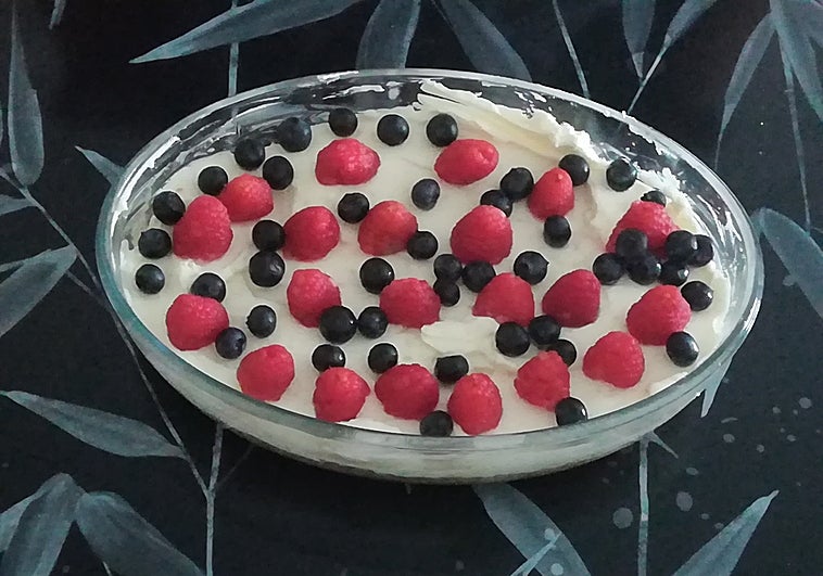 Tarta de queso con frutos rojos sin pasar por el horno