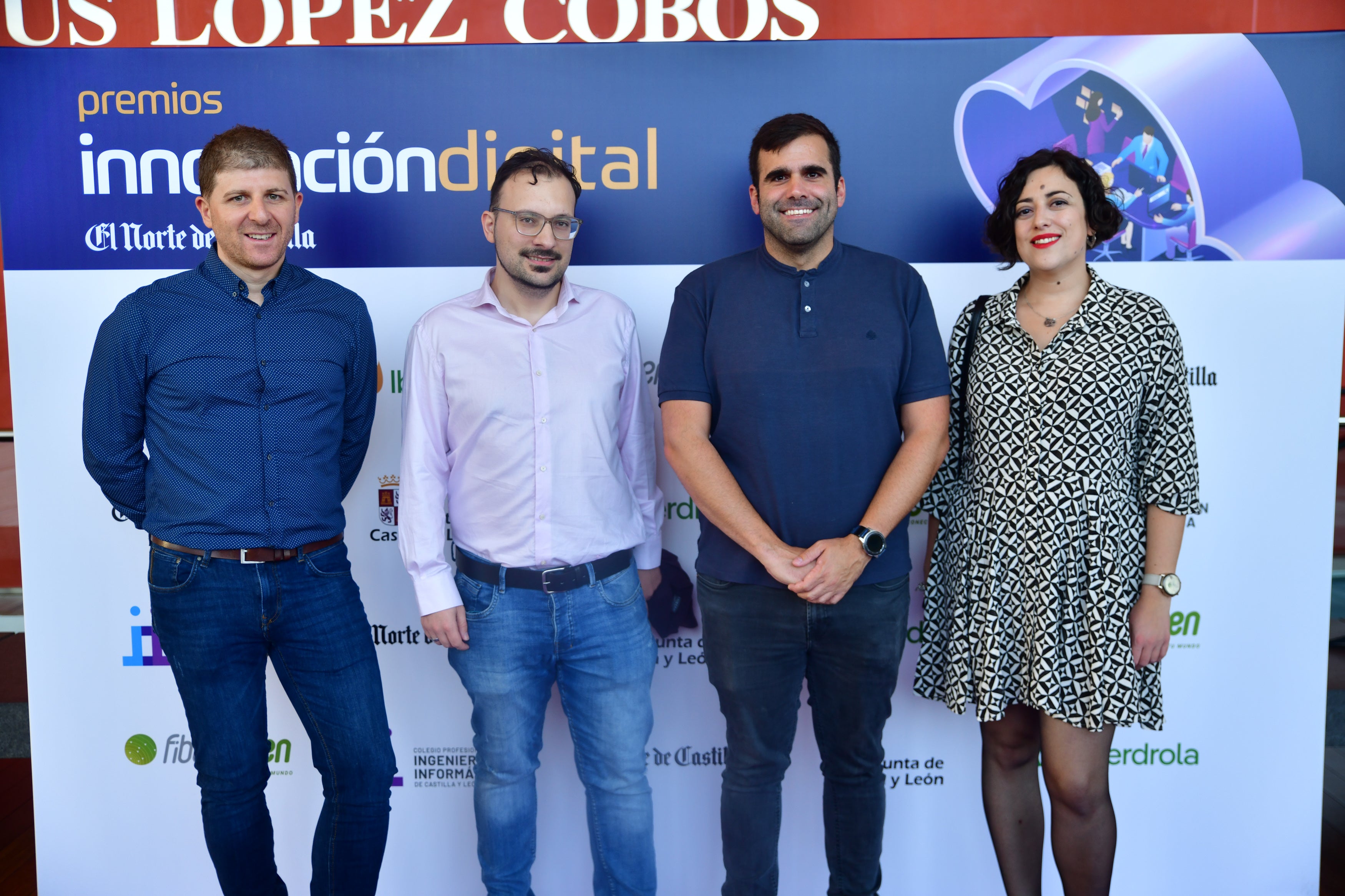 Daniel Sánchez, Alejandro Alonso, Pablo Gutierrez y Esther Castaño.