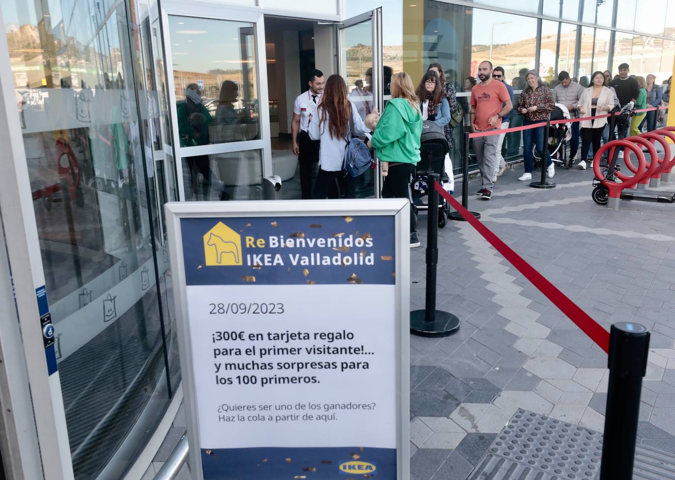 Ikea reabre sus puertas en Valladolid