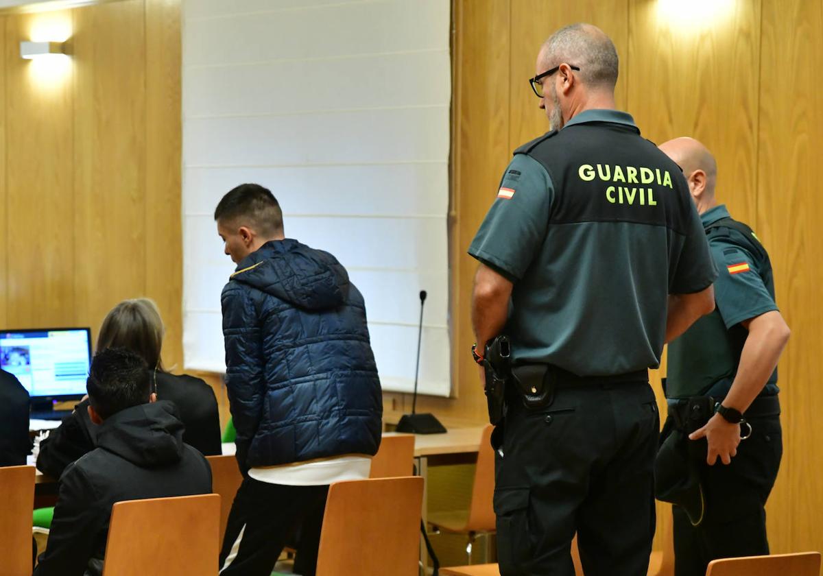 El principal acusado del crimen, a su llegada a la Audiencia de Valladolid el primer día del juicio.