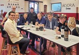 Participantes en la primera cata de Ágora de Protos.