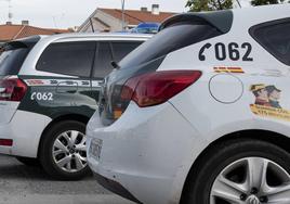 Coches patrulla de la Guardia Civil.