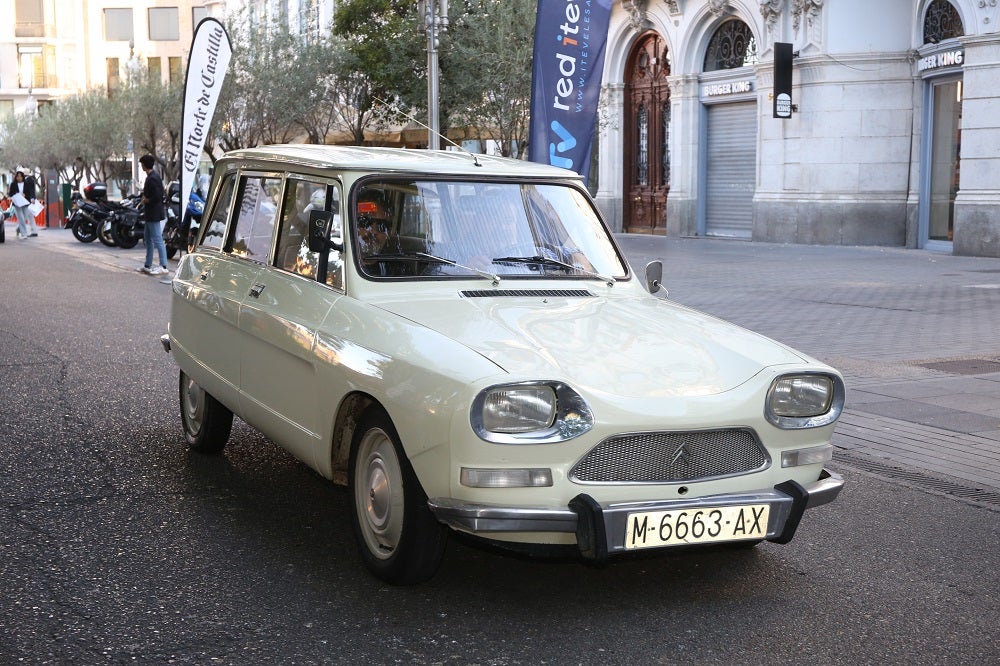 Galería de fotos | Llegada de los participantes al Valladolid Motor Vintage 1/7