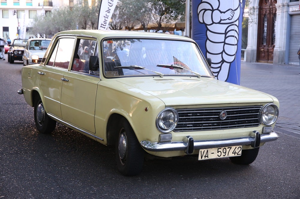 Galería de fotos | Llegada de los participantes al Valladolid Motor Vintage 2/7