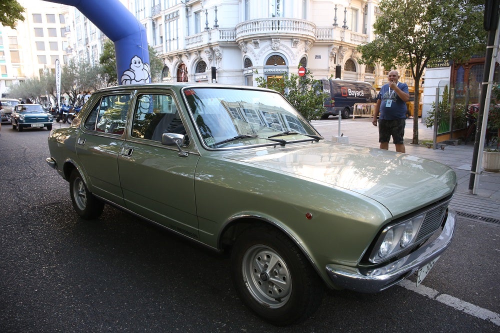 Galería de fotos | Llegada de los participantes al Valladolid Motor Vintage 3/7