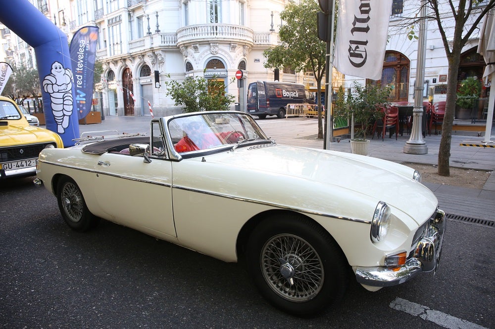 Galería de fotos | Llegada de los participantes al Valladolid Motor Vintage 3/7