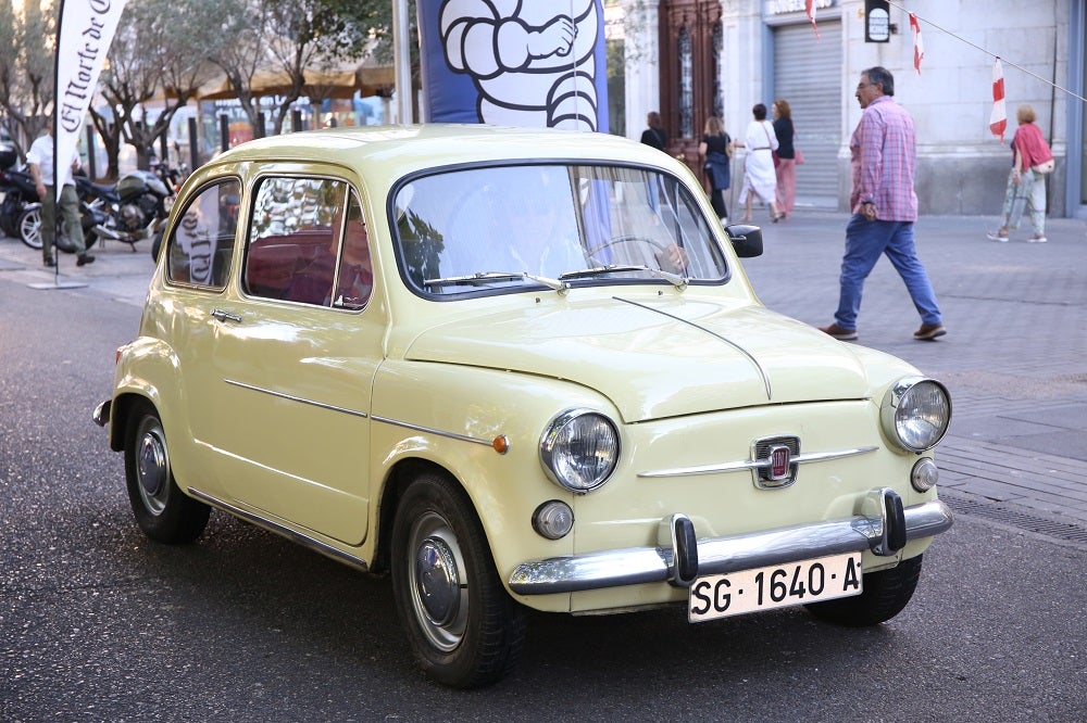 Galería de fotos | Llegada de los participantes al Valladolid Motor Vintage 5/7