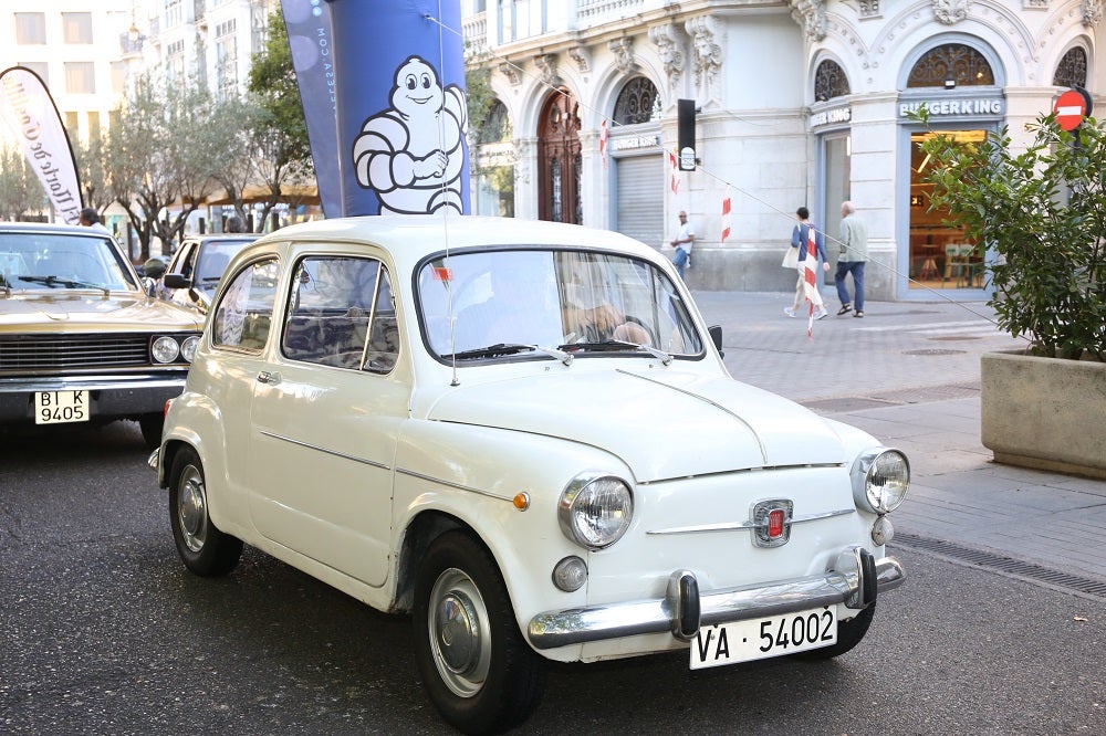 Galería de fotos | Llegada de los participantes al Valladolid Motor Vintage 5/7